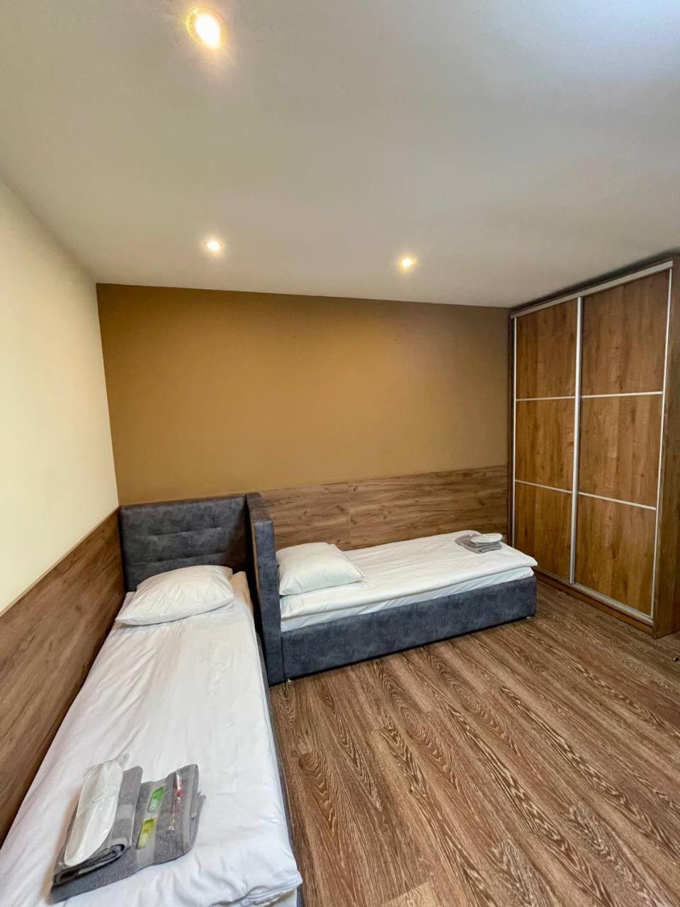 Apartments In Uzhgorod For You. Eksteriør bilde